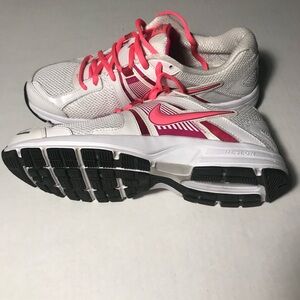 Nike White and Pink Running Shoes DART reslon